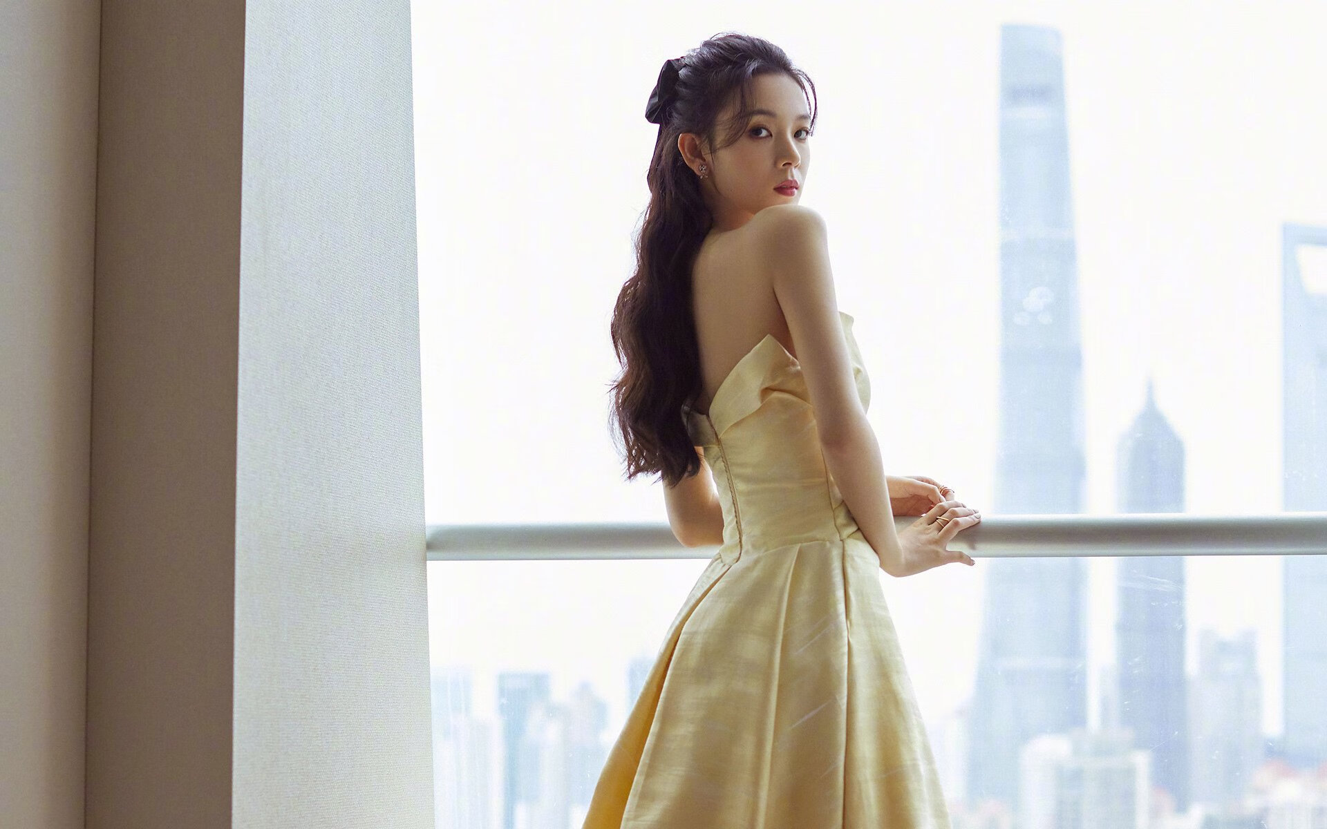 开云投注-奥格斯堡客场逆转战胜对手，保持不败战绩，奥格斯堡队