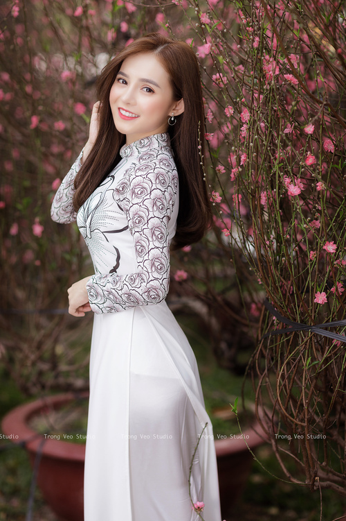 拉齐奥门将神勇表现,多次神扑挽救球队,拉齐奥转会最新消息