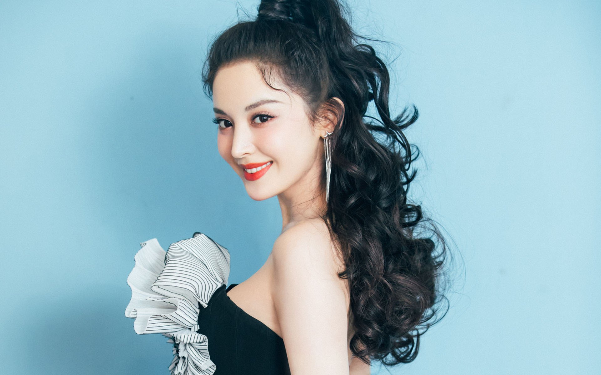 世界青少年冰壶锦标赛在哈尔滨圆满落幕,世界冰壶比赛